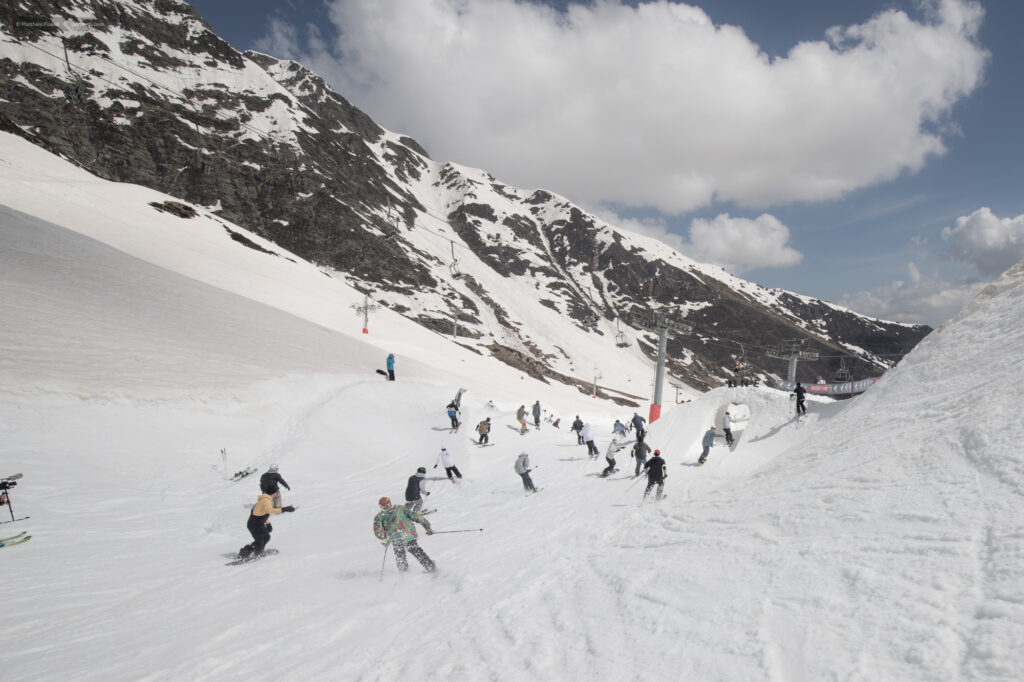 Choisir son casque de ski de randonnée - Blog Montania Sport