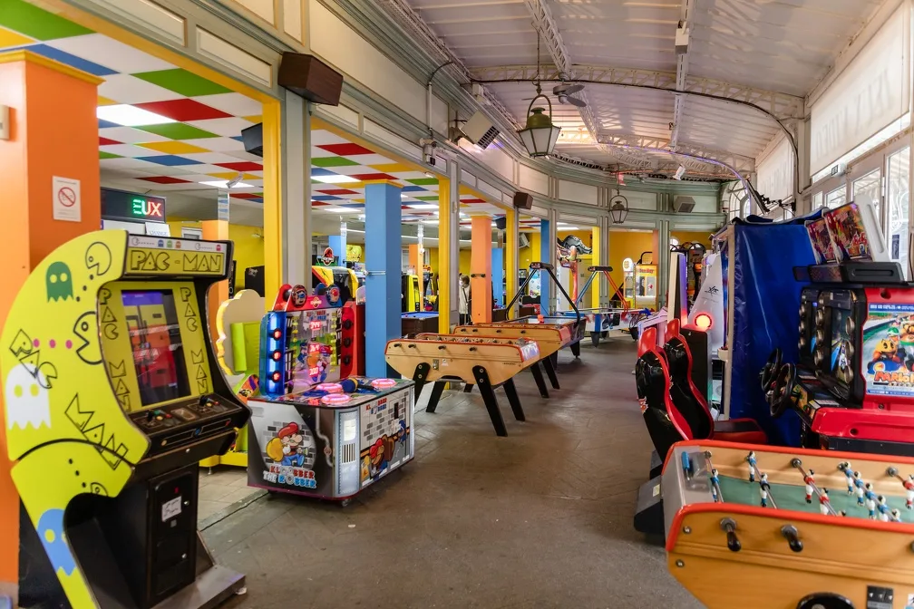 salle de jeux
alt=